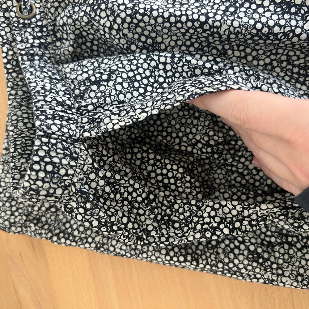 Eileen Fisher Black and White Pebble Dot Print Wide Leg‎ Lagenlook Minimal Pants - Picture 9 of 9